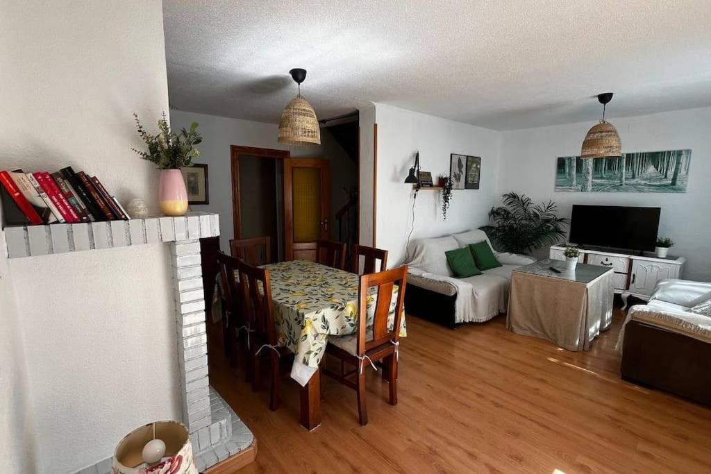 Casa De 5 Habitaciones Hasta 9 Plazas, La Casilla En Durcal, Granada Exteriér fotografie